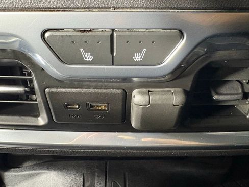 Used 2019 Chevrolet Silverado 1500 LTZ image 46