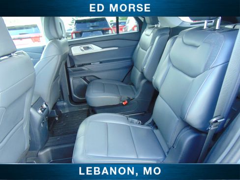 Certified 2025 Ford Explorer Active w/ Active Comfort Package AWD/4WD image 11