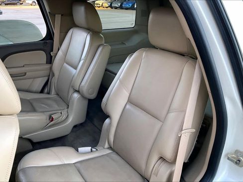 Used 2011 Chevrolet Tahoe LTZ image 20