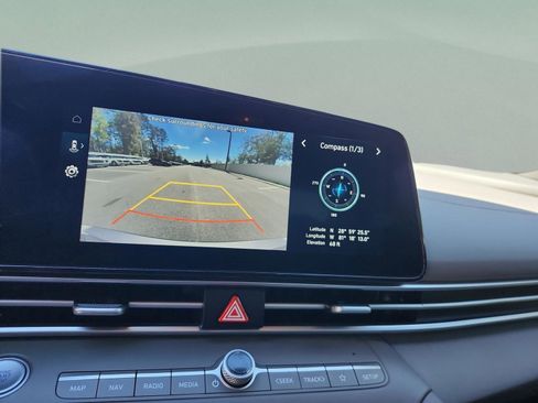 Certified 2023 Hyundai Elantra SEL w/ Convenience Package image 21