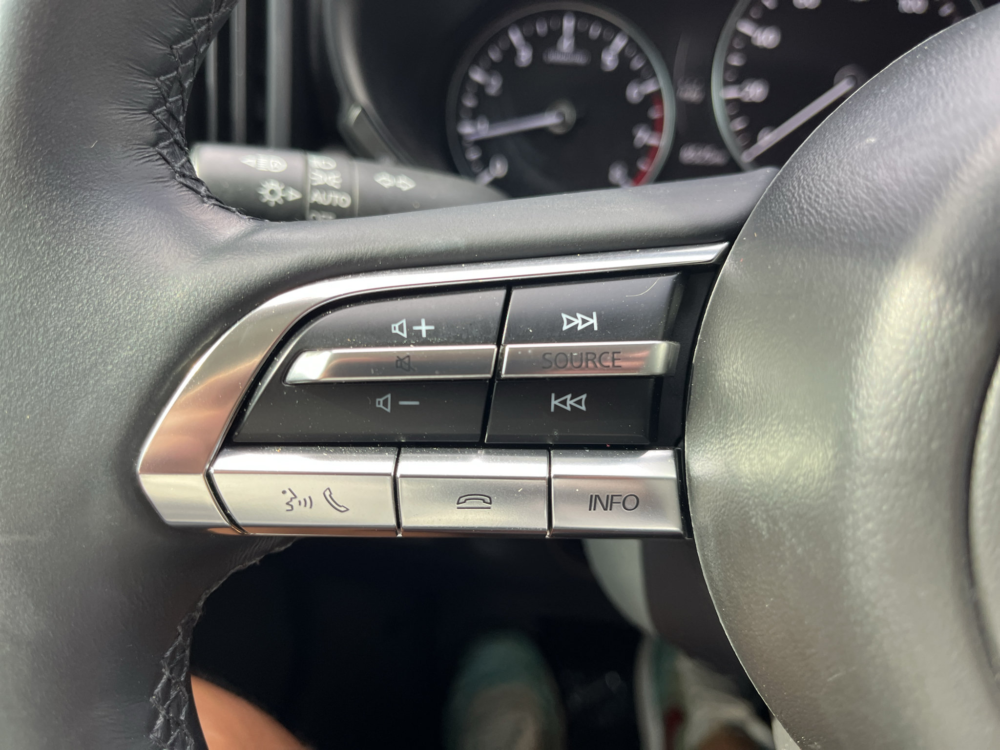 Certified 2025 MAZDA CX-50 AWD 2.5 Turbo w/ Accent Package image 19