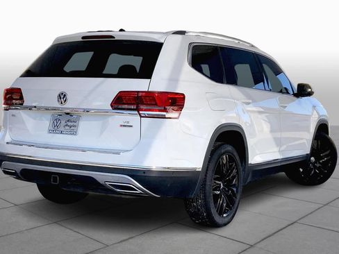 Used 2019 Volkswagen Atlas SEL Premium image 12