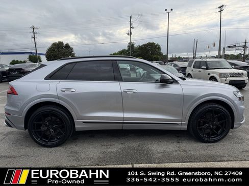 Used 2021 Audi SQ8 Prestige AWD/4WD image 6