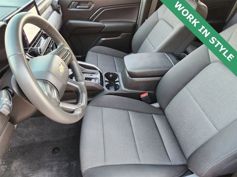 Used 2025 Chevrolet Colorado W/T w/ Advanced Trailering Package image 13