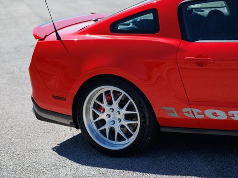 Used 2012 Ford Mustang Shelby GT500 w/ Electronics Pkg image 28