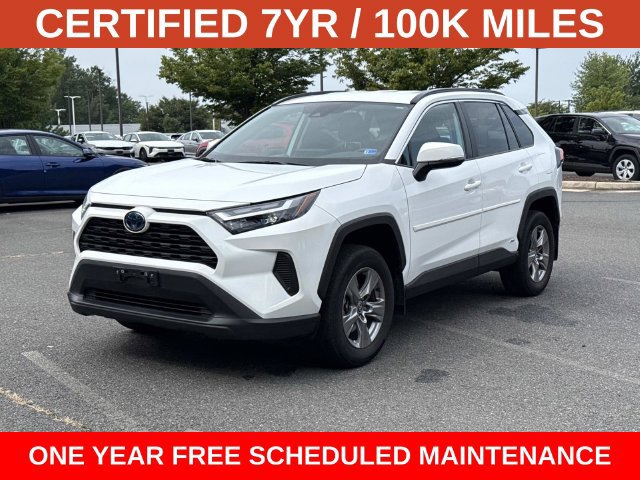 Used 2024 Toyota RAV4 XLE AWD/4WD image 5