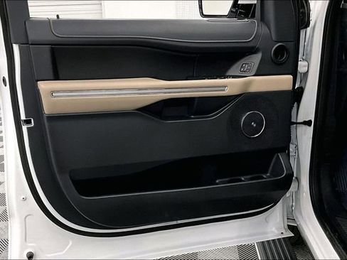 Used 2024 Ford Expedition Max Limited image 20