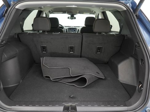 Used 2024 Chevrolet Equinox LT FWD image 9