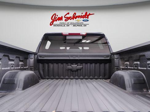 Used 2023 Chevrolet Silverado 1500 LTZ w/ LTZ Convenience Package II AWD/4WD image 39