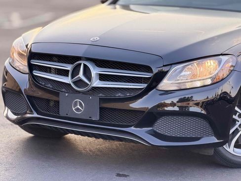 Used 2018 Mercedes-Benz C 300 Sedan image 5