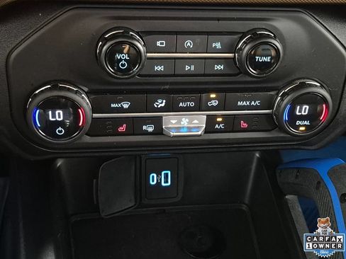 Used 2023 Ford Bronco Outer Banks AWD/4WD image 21