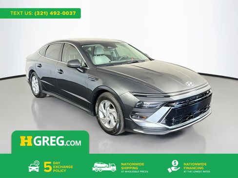 Used 2025 Hyundai Sonata SE FWD image 1