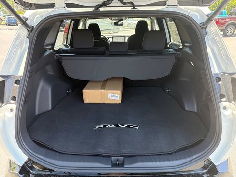 New 2026 Toyota RAV4 SE AWD/4WD image 18