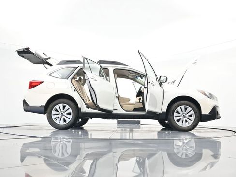 Used 2019 Subaru Outback 2.5i image 43