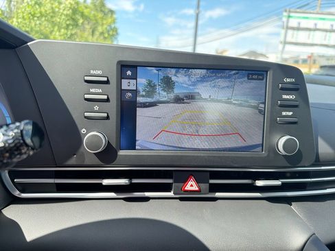 New 2026 Hyundai Elantra SE FWD image 19