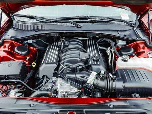 Used 2023 Chrysler 300 C image 28