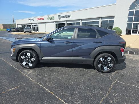 Used 2025 Hyundai Kona SEL FWD image 9