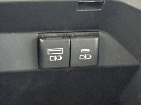 Used 2024 Toyota Camry SE FWD image 26