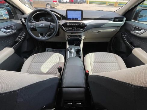 Used 2020 Ford Escape SE image 30