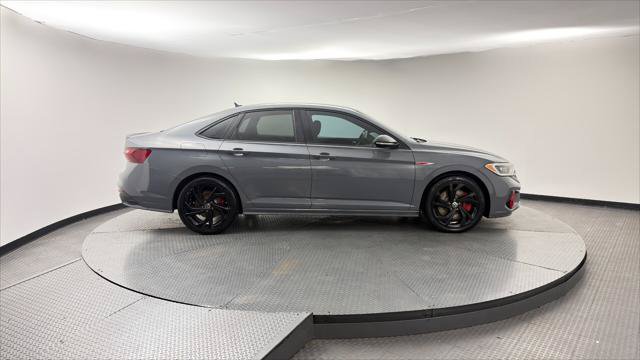 Used 2023 Volkswagen Jetta GLI Autobahn FWD image 9