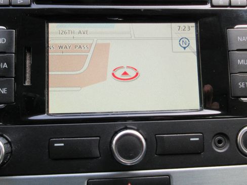 Used 2013 Volkswagen CC Lux image 32