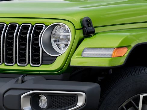 New 2026 Jeep Wrangler Unlimited Sahara AWD/4WD image 6