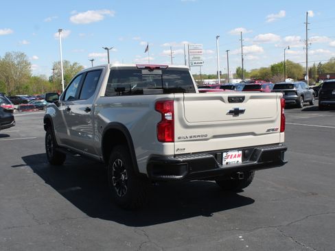 New 2026 Chevrolet Silverado 1500 ZR2 AWD/4WD image 5