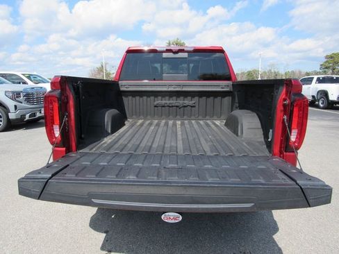 Certified 2022 GMC Sierra 1500 AT4X image 33