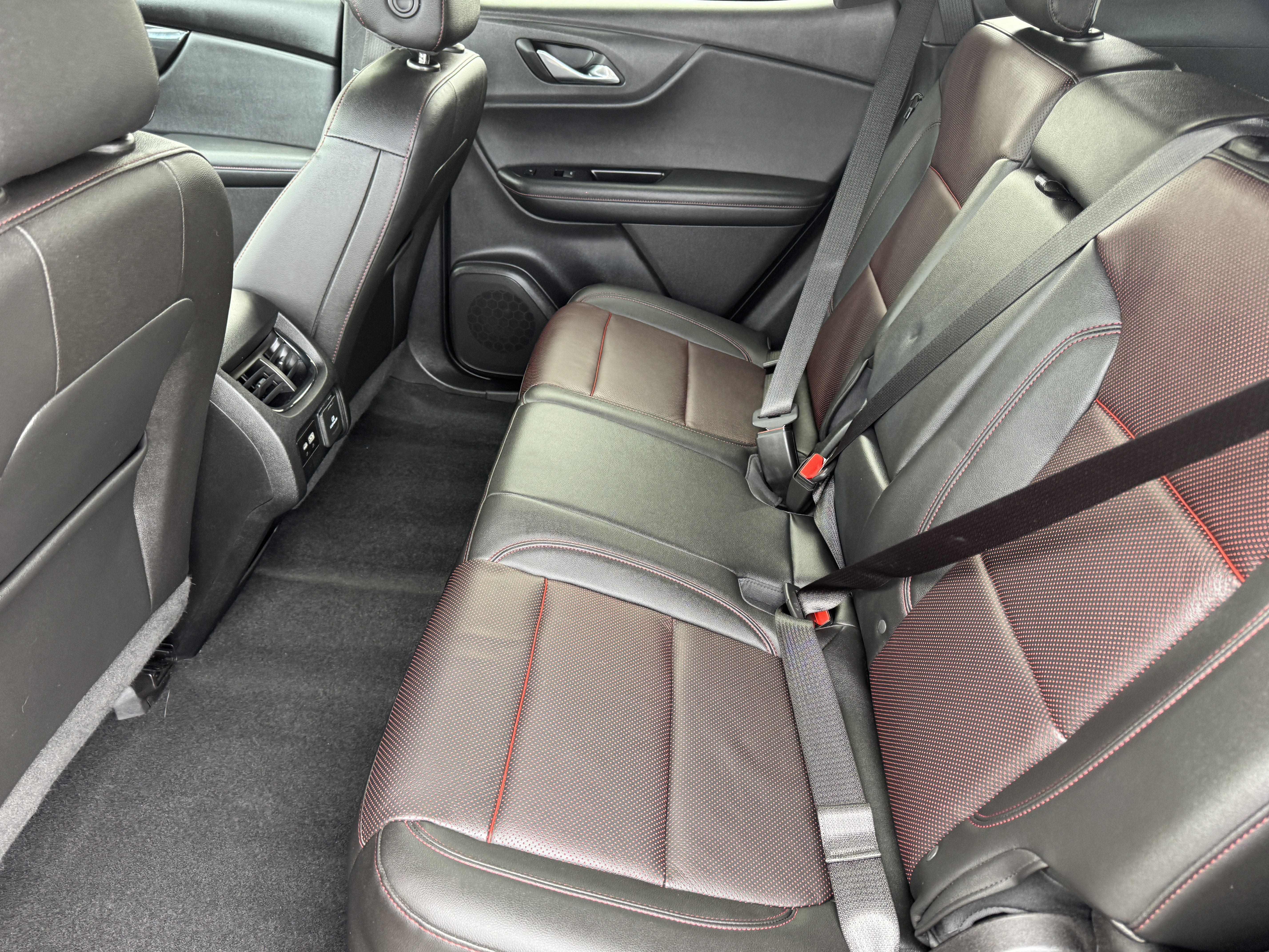 Used 2019 Chevrolet Blazer RS FWD image 15