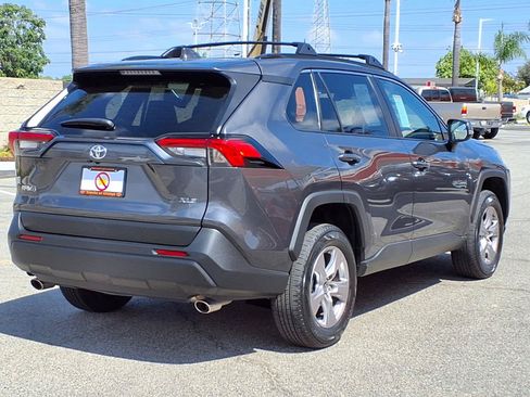 Certified 2025 Toyota RAV4 XLE FWD image 6