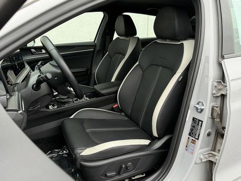 Used 2025 Kia K5 GT-Line image 12