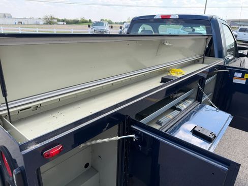 Used 2017 Ford F250 XL w/ Power Equipment Group RWD image 13