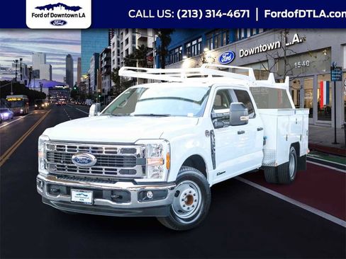 New 2026 Ford F350 XL w/ XL Chrome Package image 1