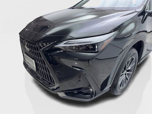 Used 2024 Lexus NX 250 FWD image 16