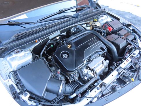 Used 2019 Chevrolet Malibu LT w/ Driver Confidence Package II image 28