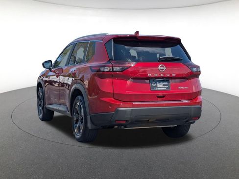 Used 2024 Nissan Rogue SV w/ SV Premium Package AWD/4WD image 7