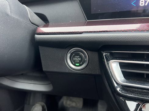 Certified 2024 Chevrolet Traverse RS w/ LPO, Floor Liner Package image 30