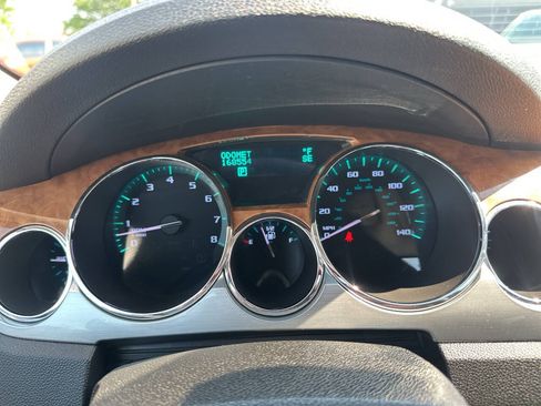 Used 2012 Buick Enclave Leather FWD image 18