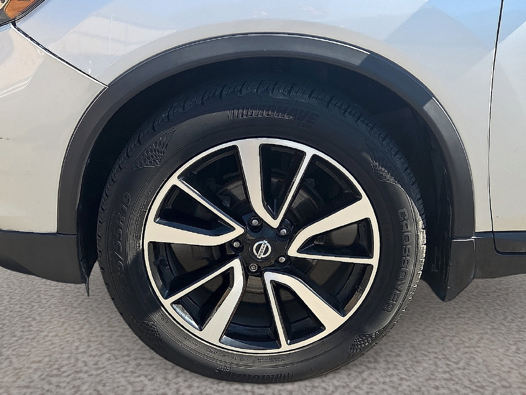 Used 2019 Nissan Rogue SL FWD image 8