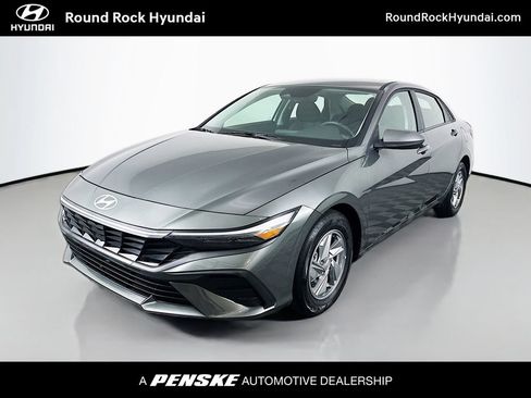 Certified 2026 Hyundai Elantra SE FWD image 1
