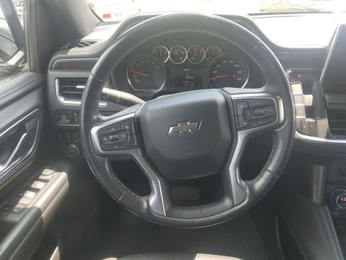 Used 2021 Chevrolet Suburban Z71 w/ Rear Media and Nav Package AWD/4WD image 11