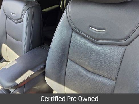 Certified 2019 Cadillac XT5 Premium Luxury FWD image 16