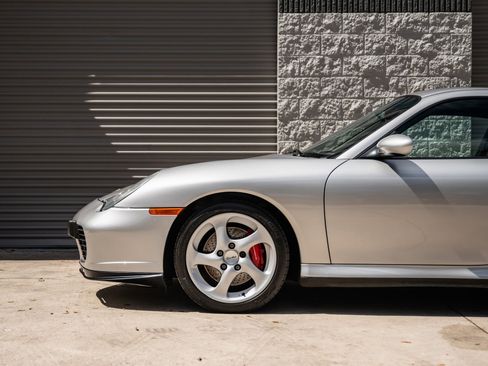 Used 2001 Porsche 911 Turbo image 15