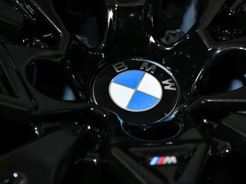 Used 2025 BMW X5 M Competition w/ Executive Package AWD/4WD image 94
