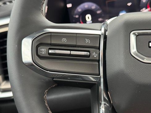 Used 2026 GMC Canyon Denali AWD/4WD image 17
