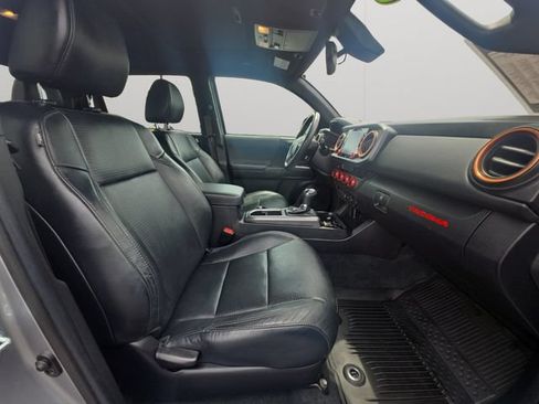 Certified 2021 Toyota Tacoma TRD Sport w/ TRD Premium Sport Package AWD/4WD image 14