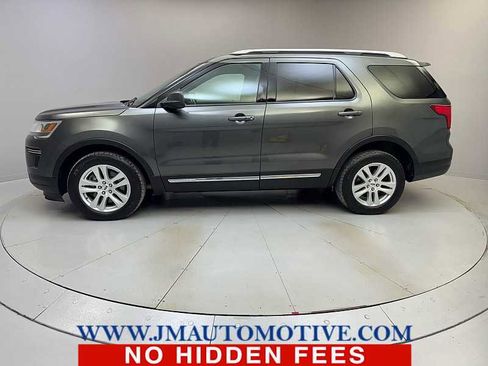 Used 2019 Ford Explorer XLT w/ Class III Trailer Tow Package image 2
