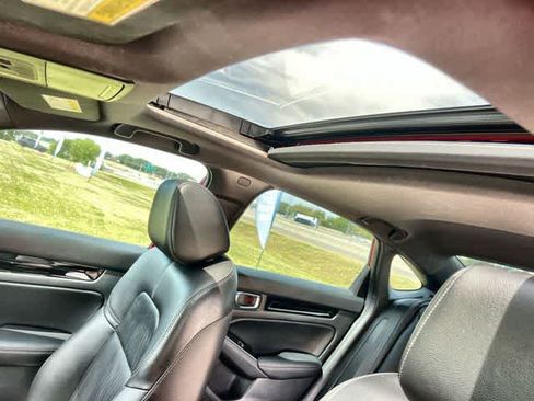 Used 2025 Honda Civic Sport Touring image 32