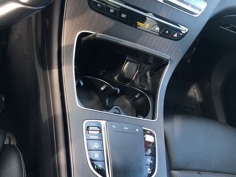 Used 2022 Mercedes-Benz GLC 300 4MATIC image 26