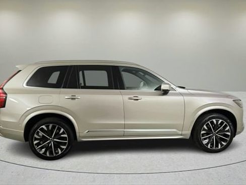 New 2026 Volvo XC90 T8 Plus w/ Protection Package Premier AWD/4WD image 3